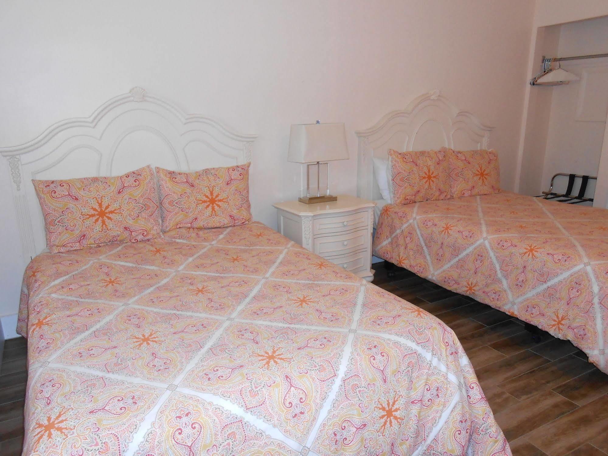 Meris Gardens B&B 贝瑟尼滩 外观 照片
