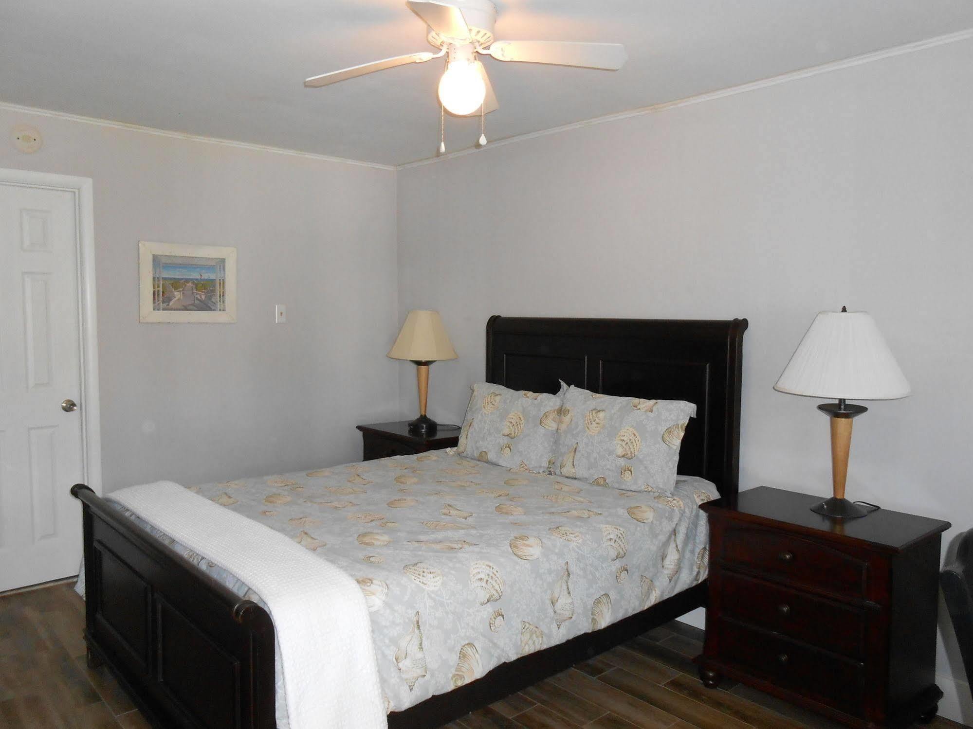 Meris Gardens B&B 贝瑟尼滩 外观 照片